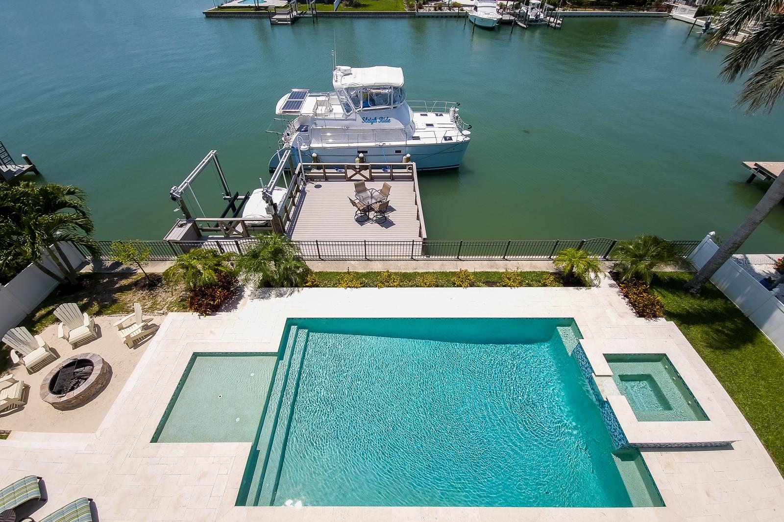 HOWARD ESTATES - Residential