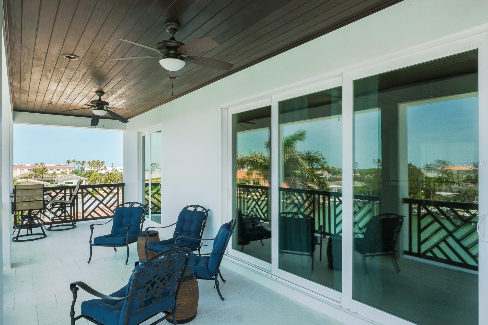 HOWARD ESTATES - Residential