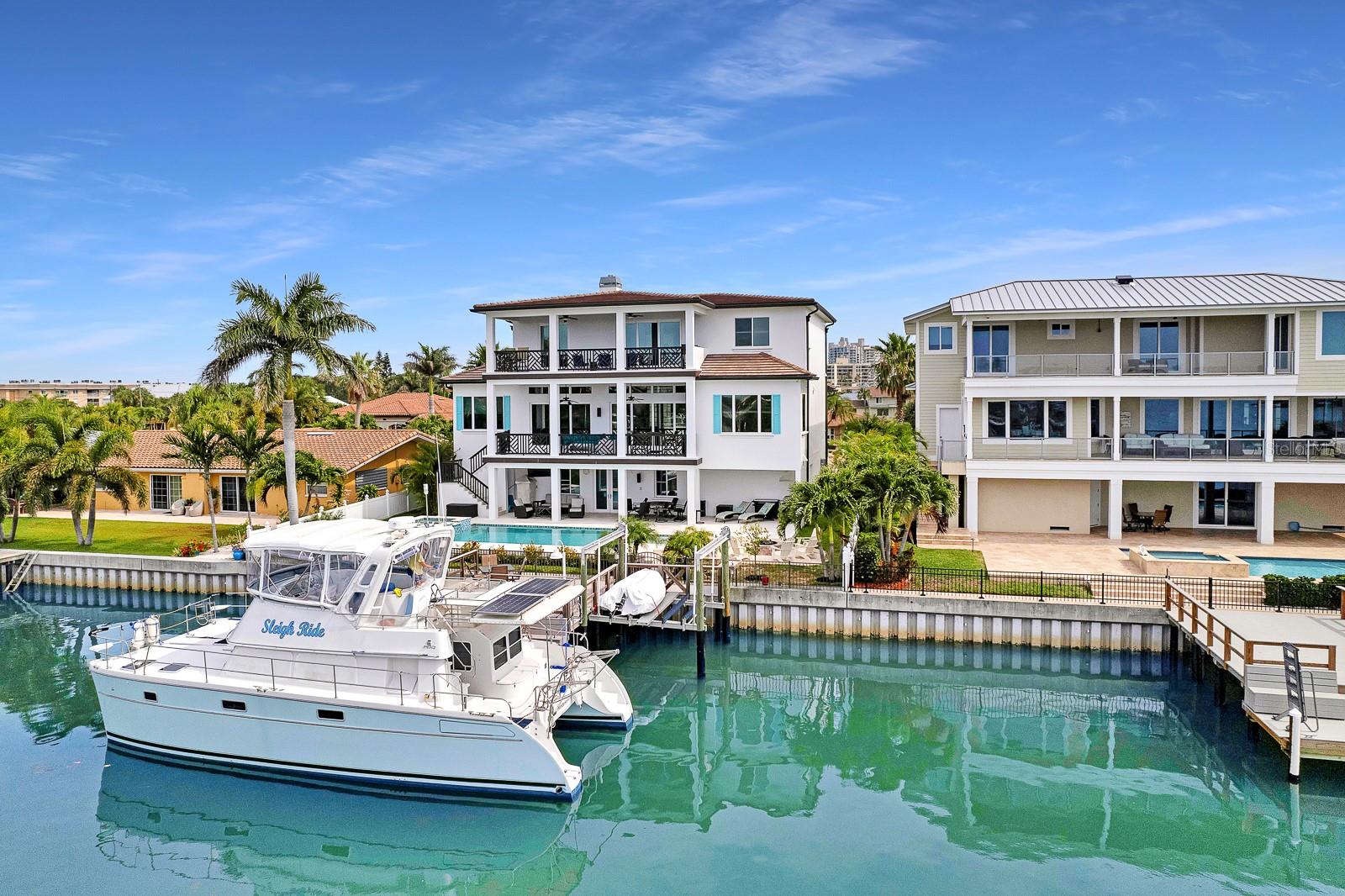 HOWARD ESTATES - Residential