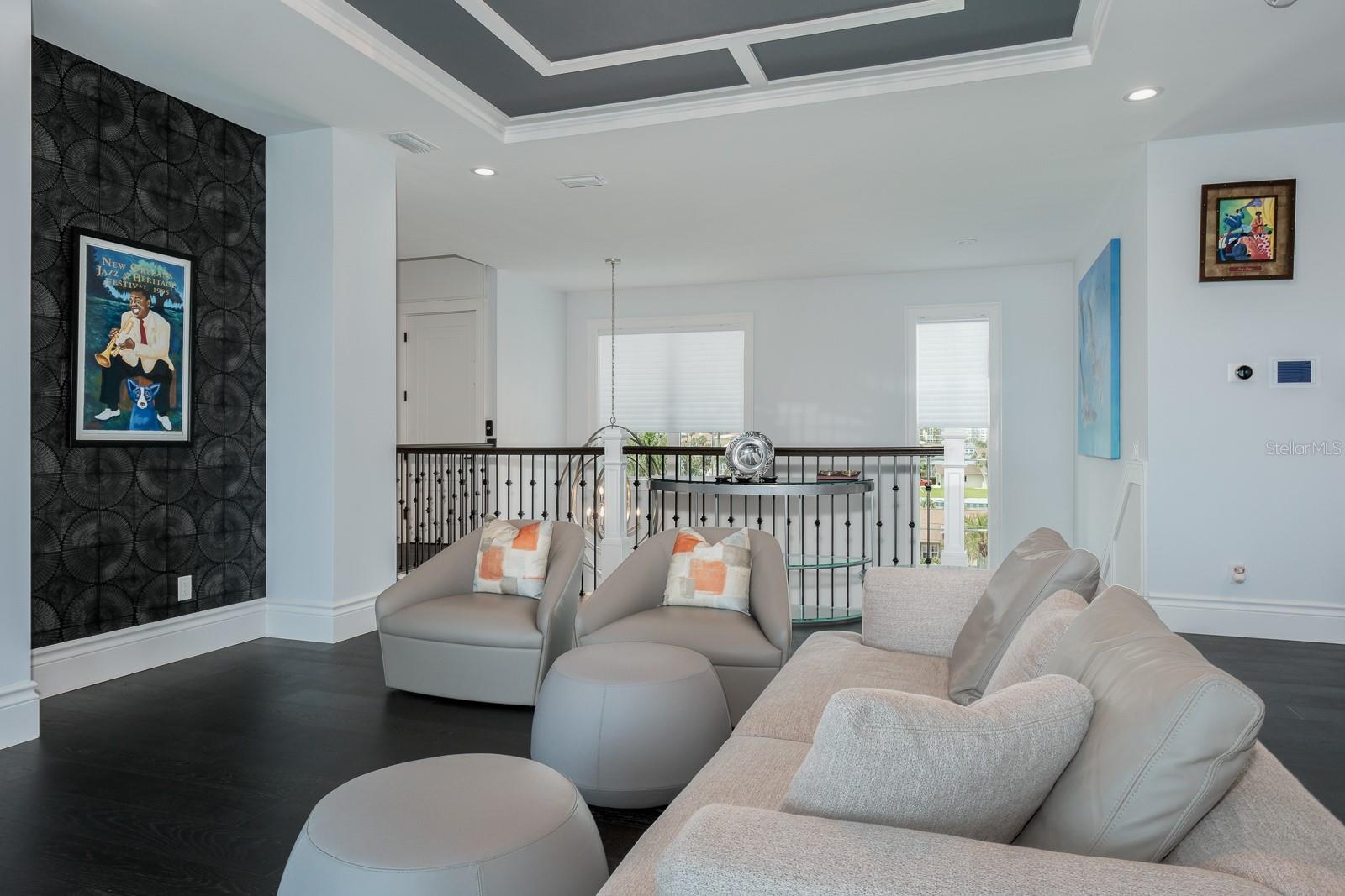 HOWARD ESTATES - Residential