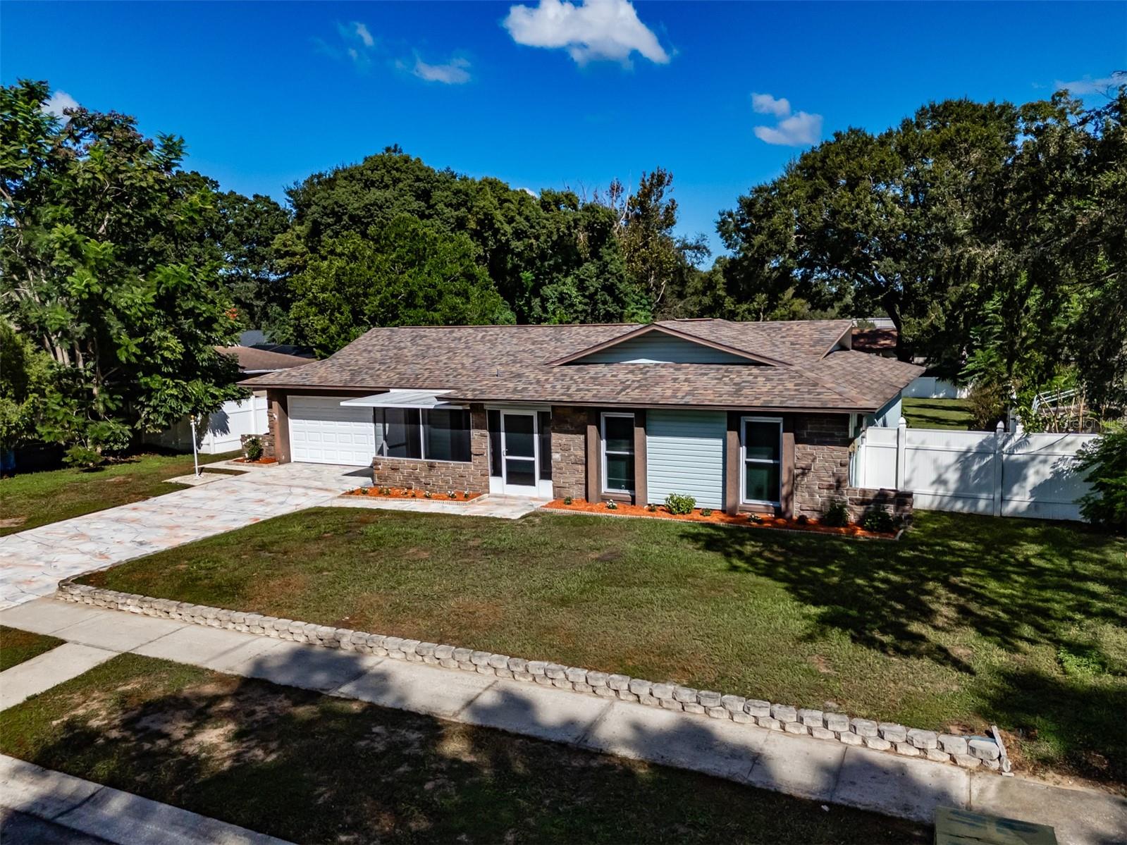 3302 KING RICHARD