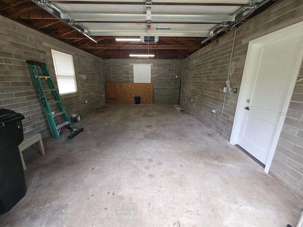 Photo of 903 NW 33rd Avenue, Gainesville, FL 32609 (MLS # O6386547)