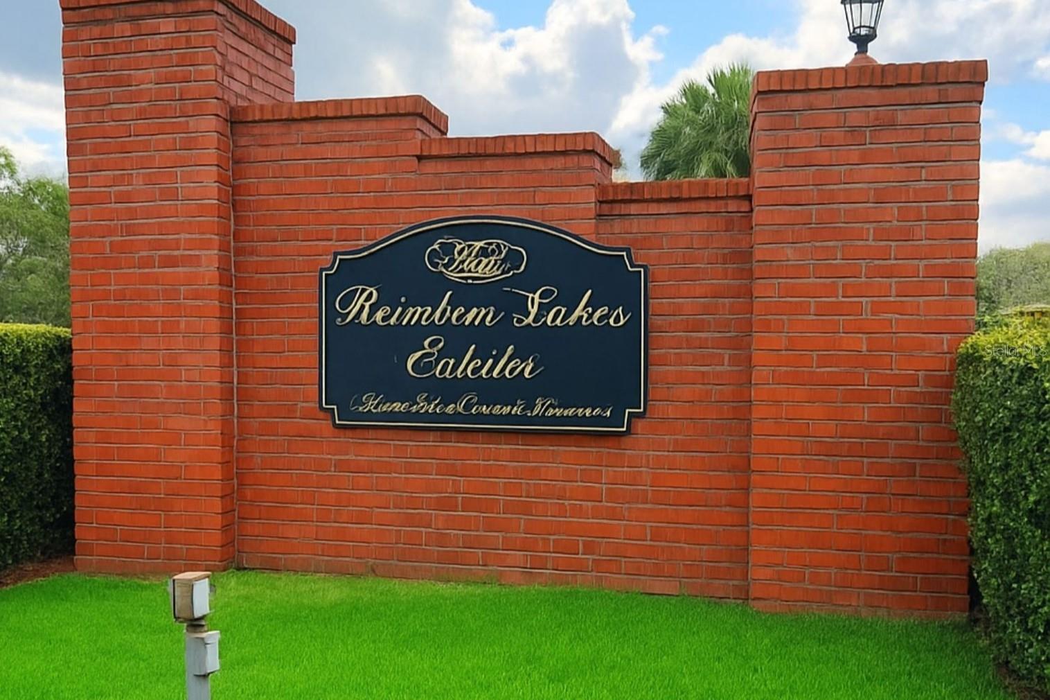 RAINBOW LAKES ESTATE - Land