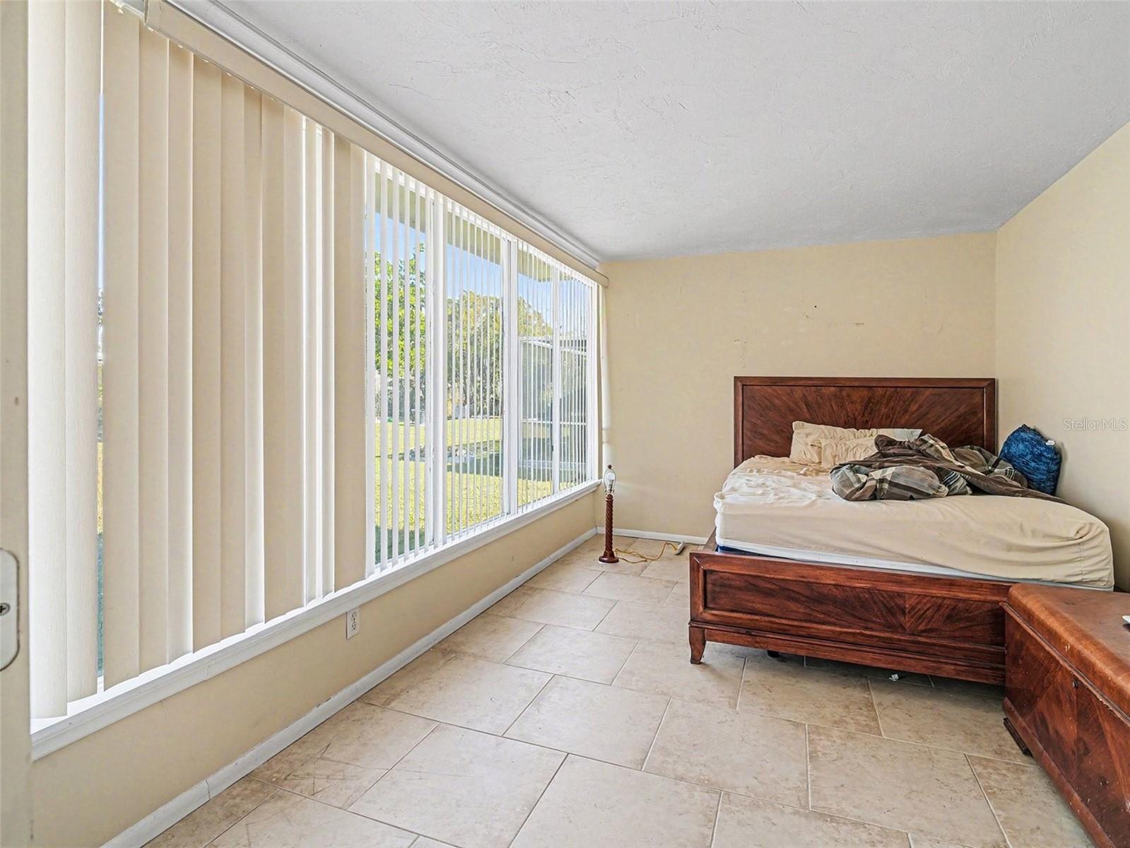 RIVER ISLES - Residential