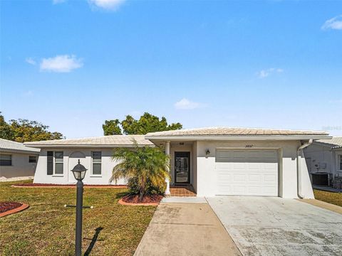 3807 CHINABERRY ROAD BRADENTON FL 34208