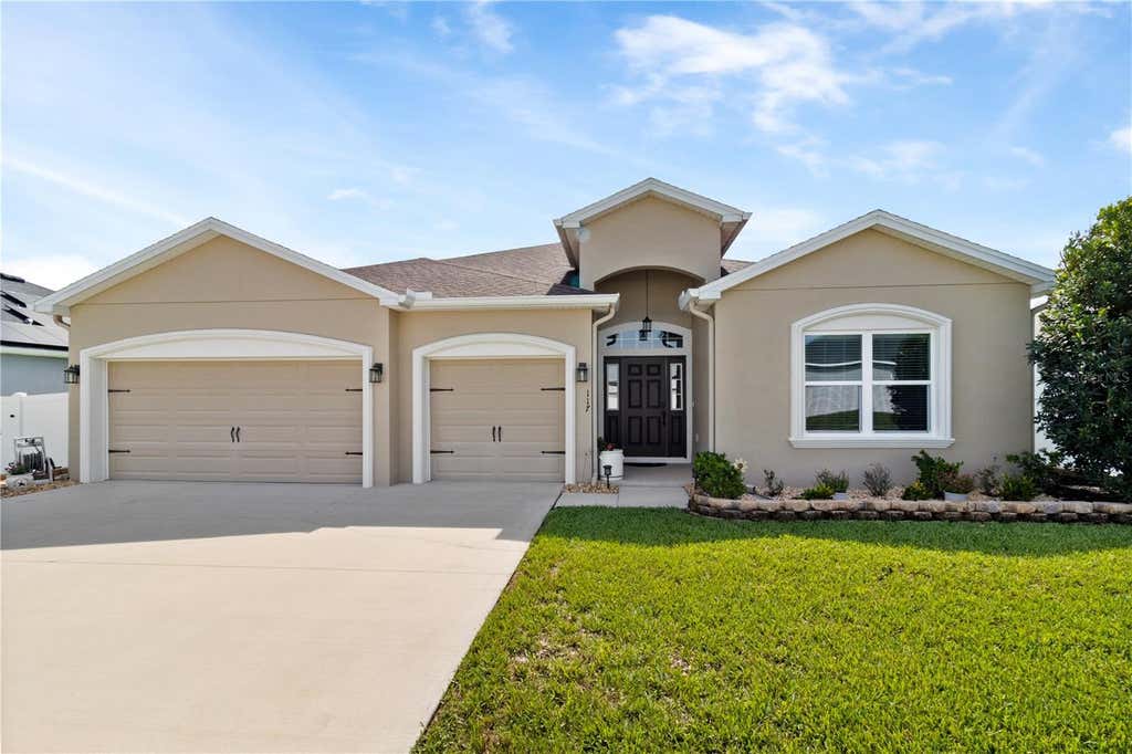 Photo of 117 Walkers Point Drive, Auburndale, FL 33823 (MLS # L4963733)
