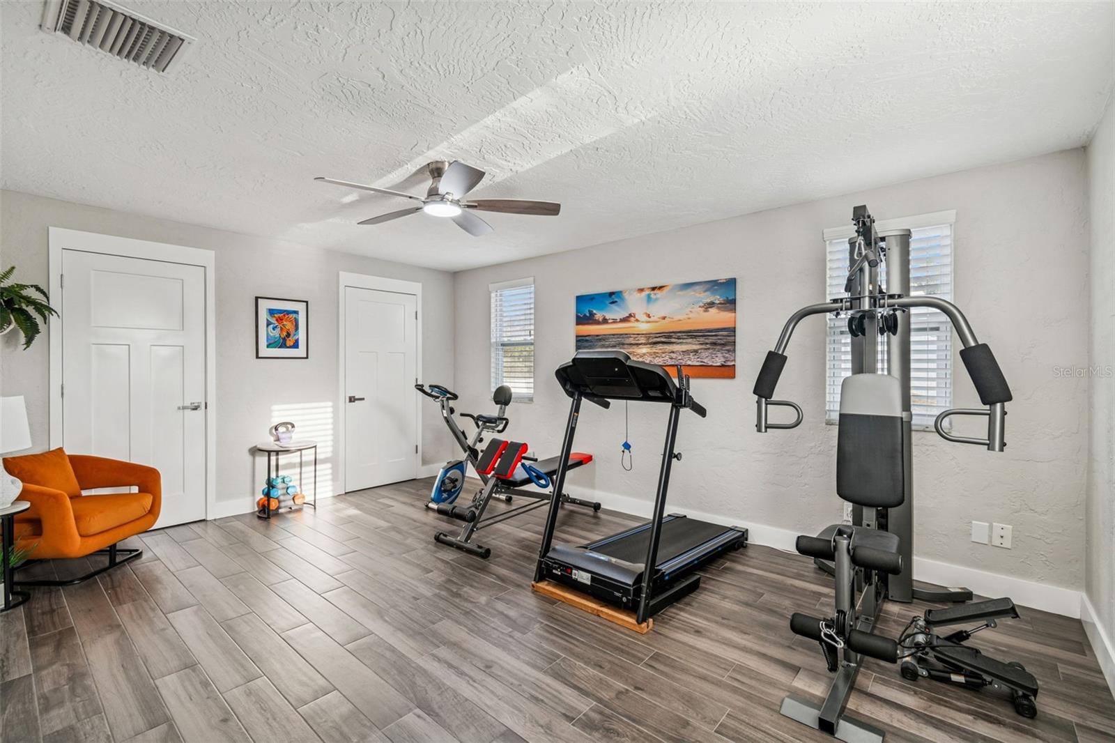 RIO VISTA PARK - Residential