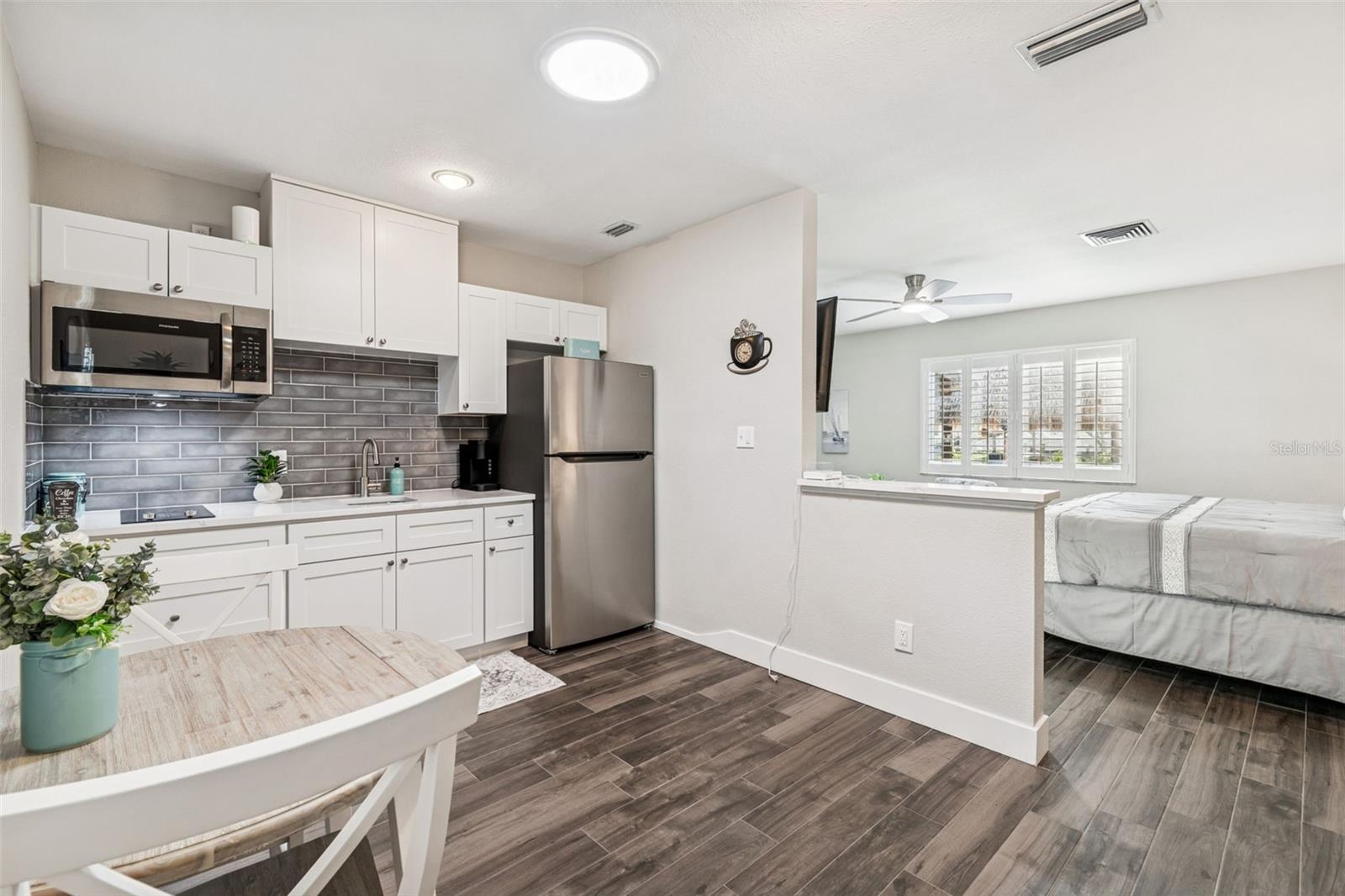 RIO VISTA PARK - Residential