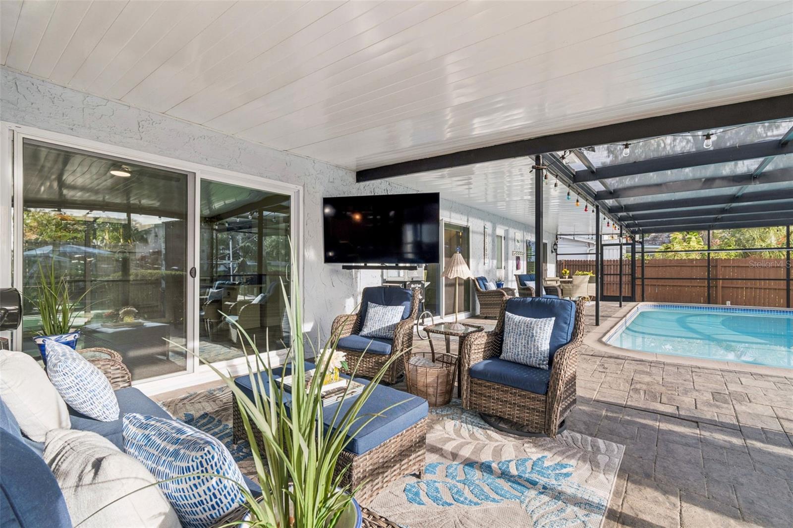 RIO VISTA PARK - Residential