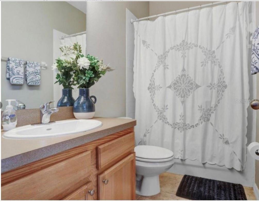 STONECREEK TWNHMS - Residential Lease