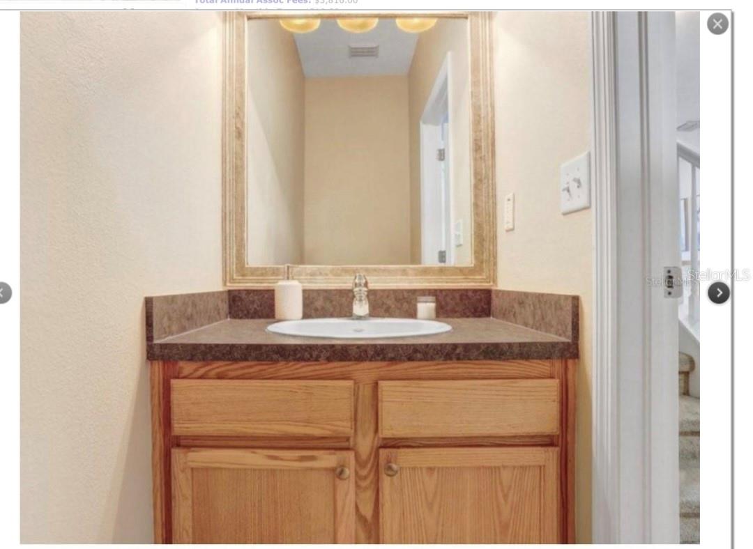 STONECREEK TWNHMS - Residential Lease