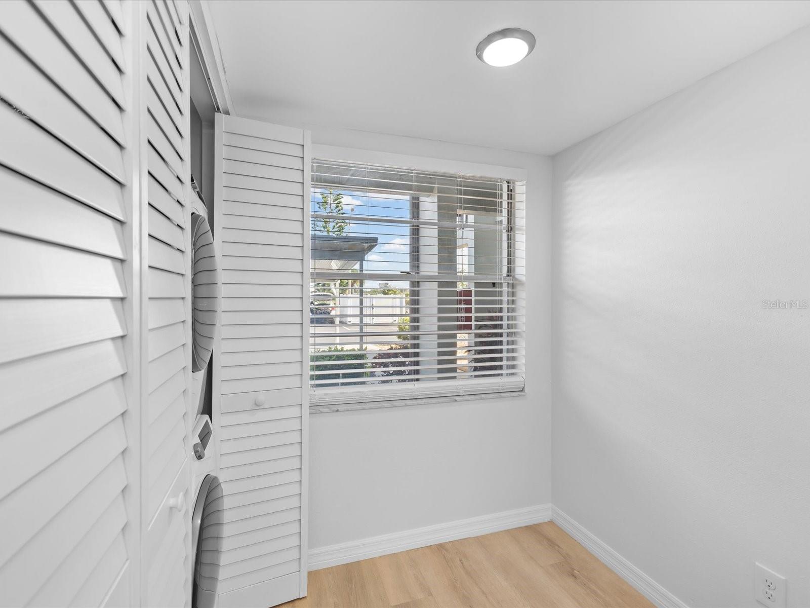 WINDWARD COVE CONDO - Residential