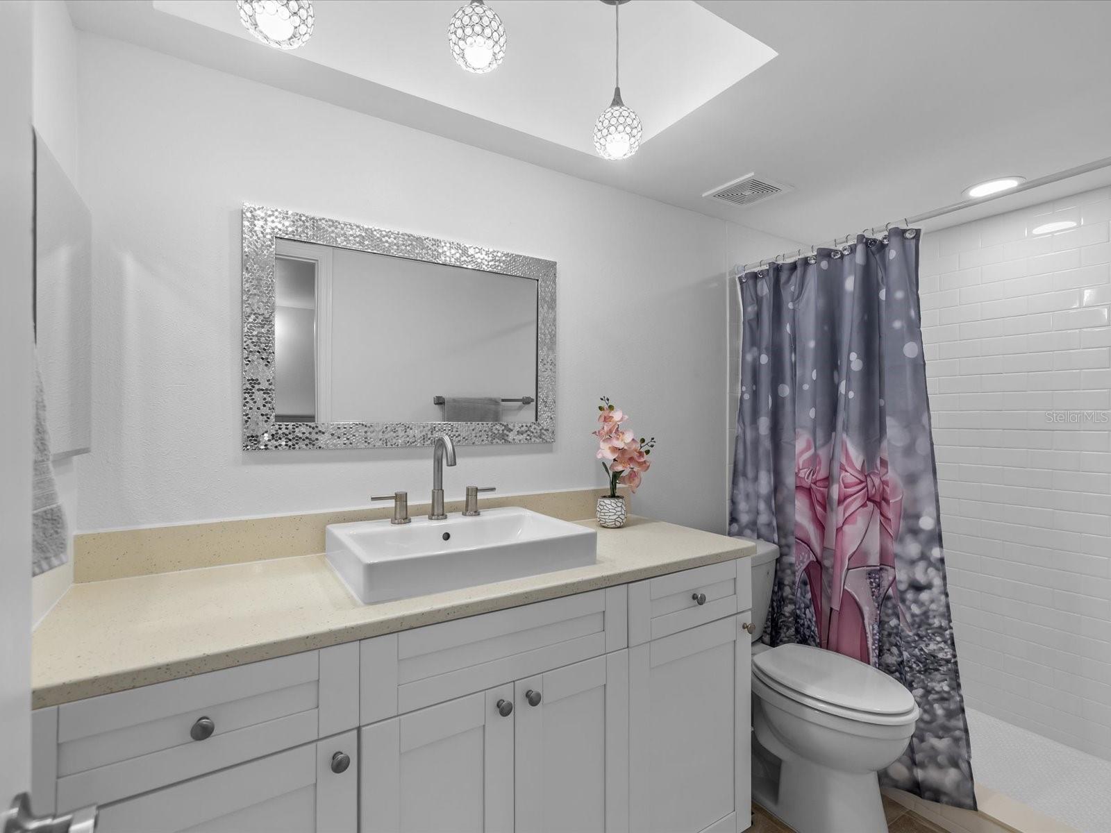 WINDWARD COVE CONDO - Residential