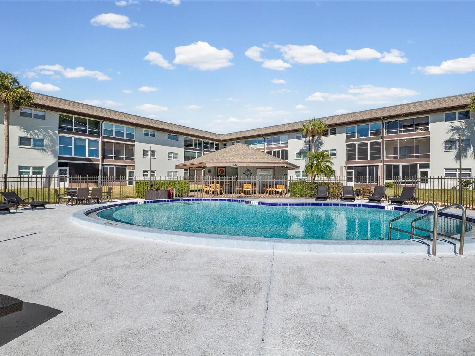 WINDWARD COVE CONDO - Residential