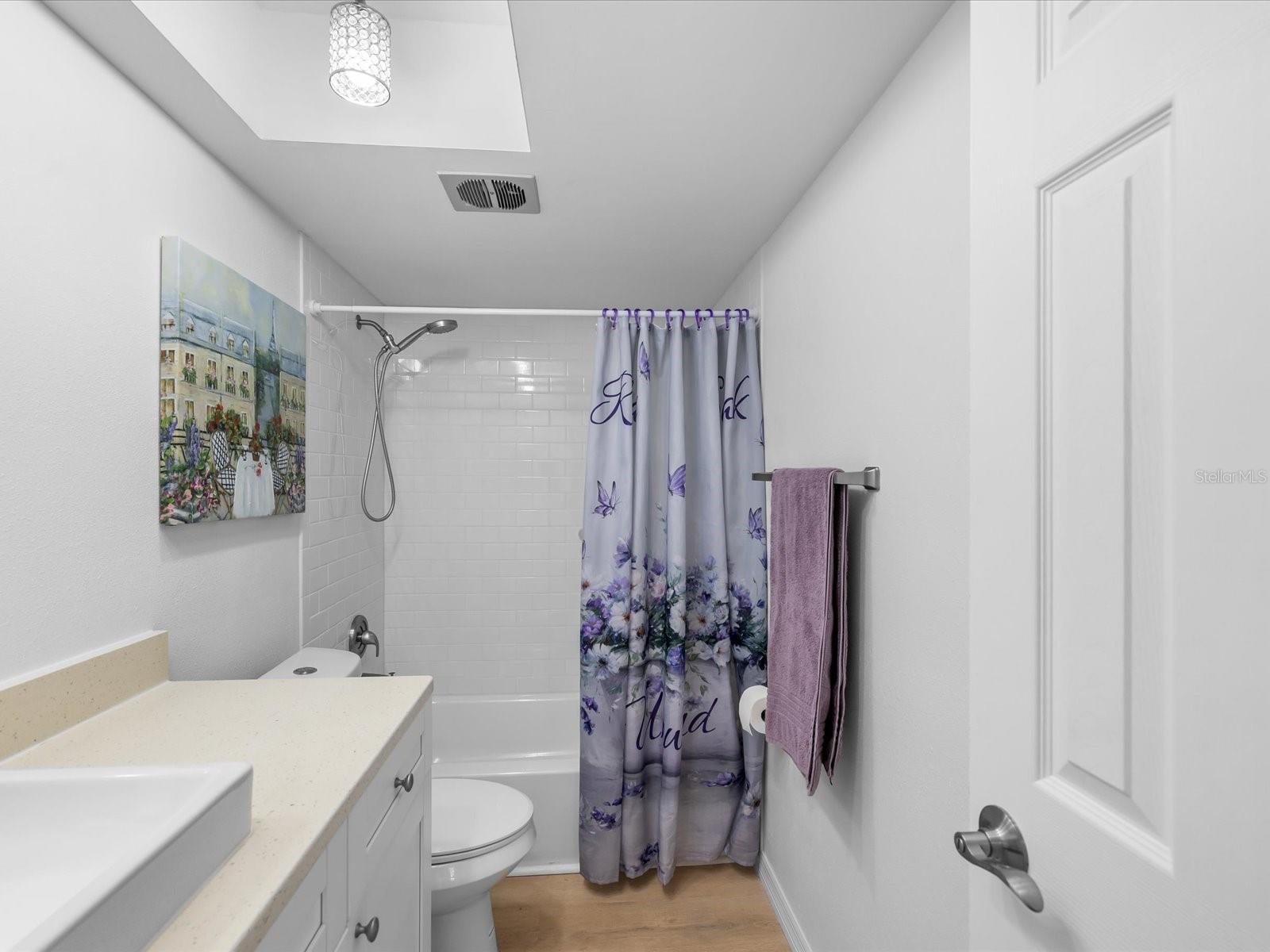 WINDWARD COVE CONDO - Residential