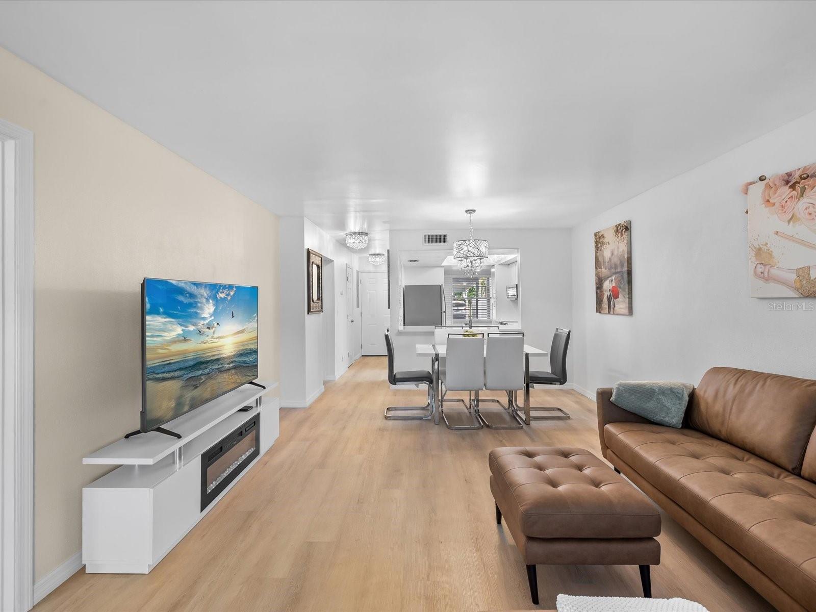 WINDWARD COVE CONDO - Residential