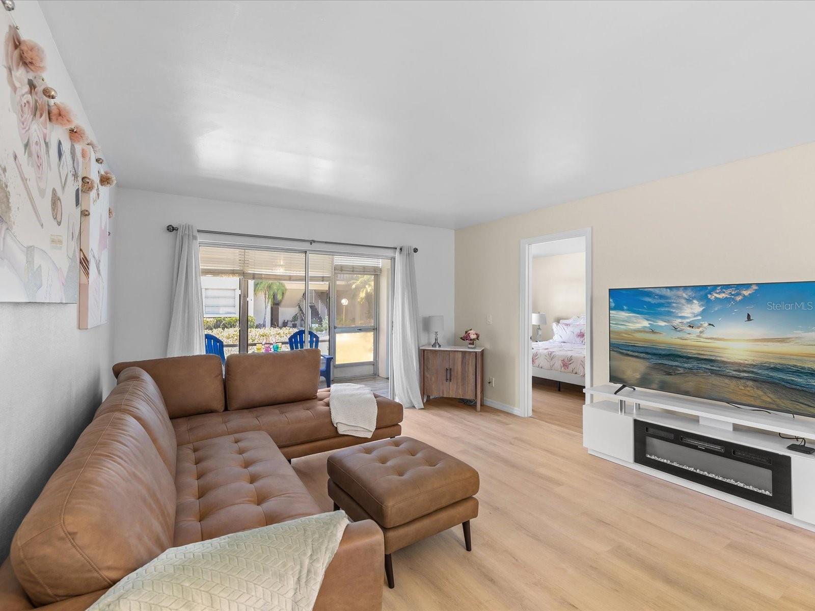 WINDWARD COVE CONDO - Residential