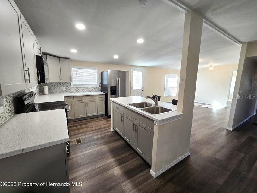 HIGH POINT MH SUB - Residential