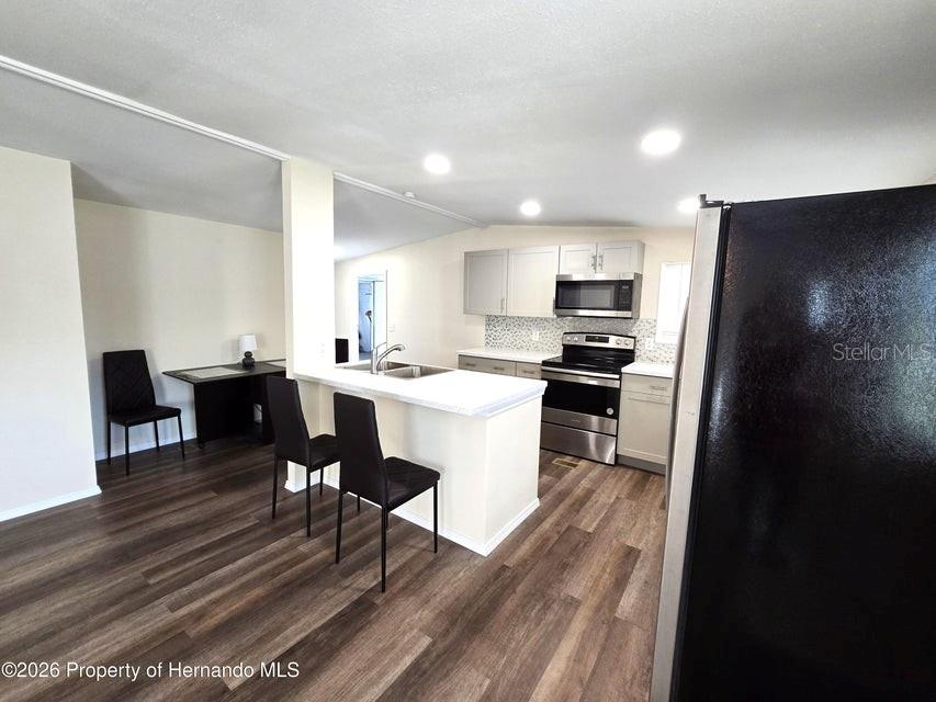 HIGH POINT MH SUB - Residential