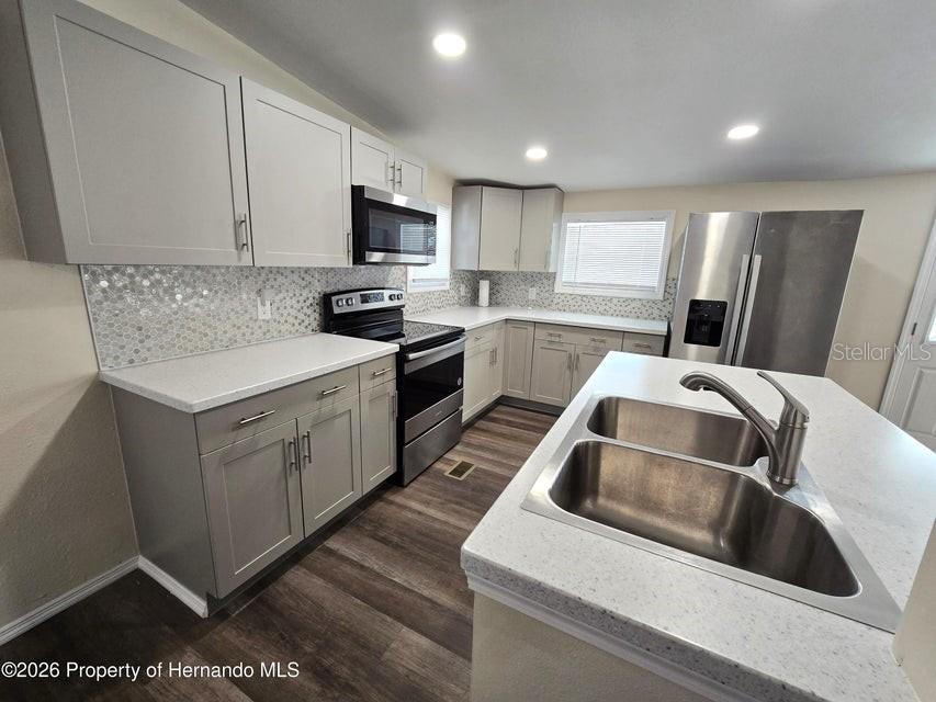 HIGH POINT MH SUB - Residential