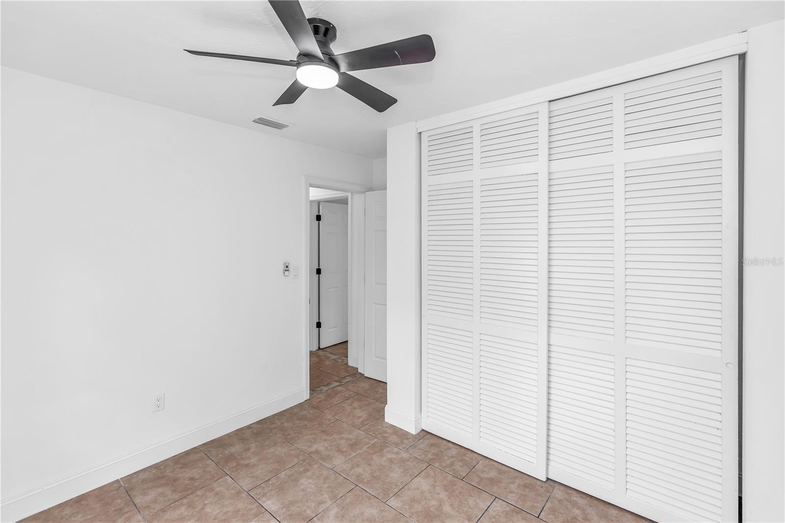 DELTONA LAKES UNIT 03 TR I & H - Residential