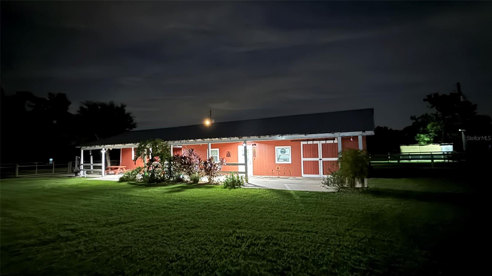 BAYWOOD SHORES FIRST ADD - Residential