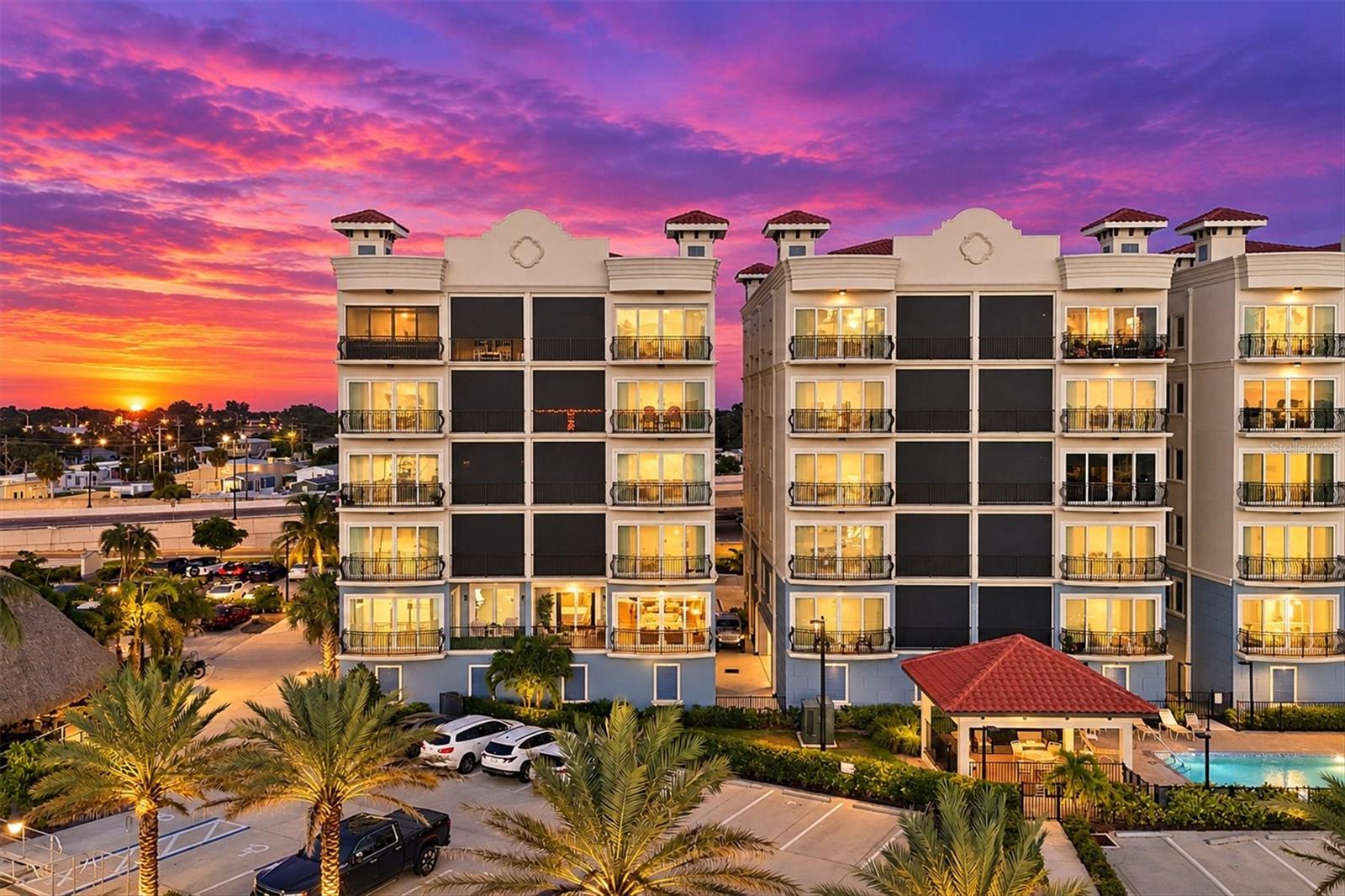 507 TAMIAMI TRAIL N 201