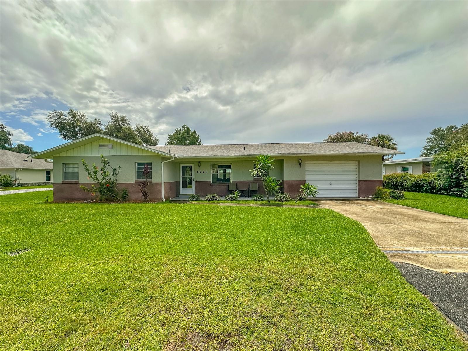 1220 MOSSY OAK DRIVE