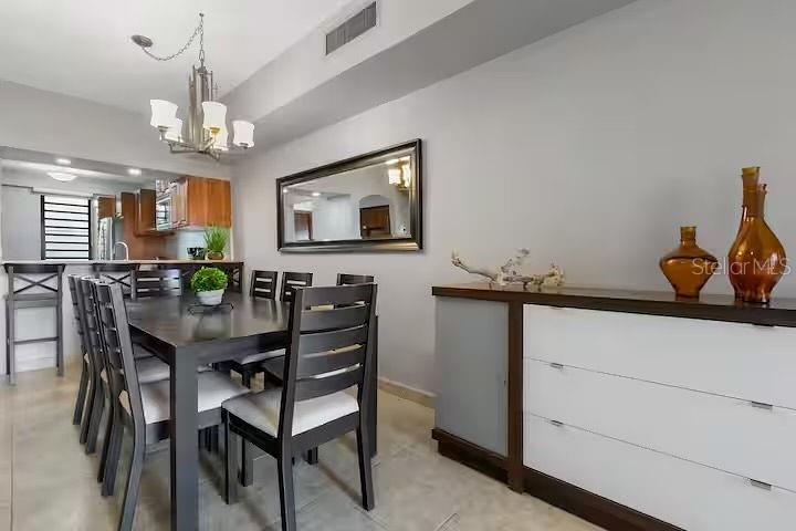 180 CANDELERO DRIVE 31