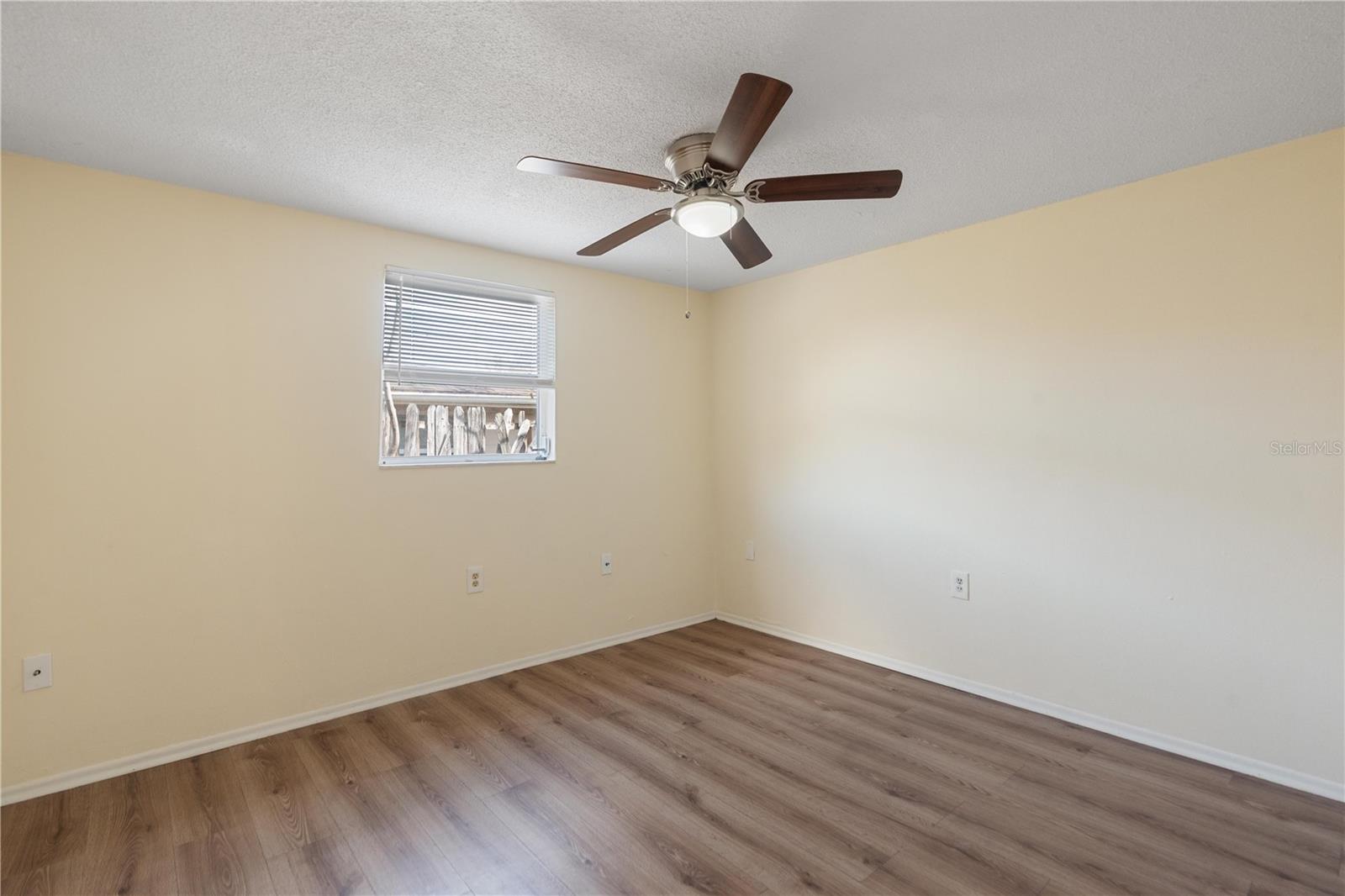 REGENCY PARK - Residential