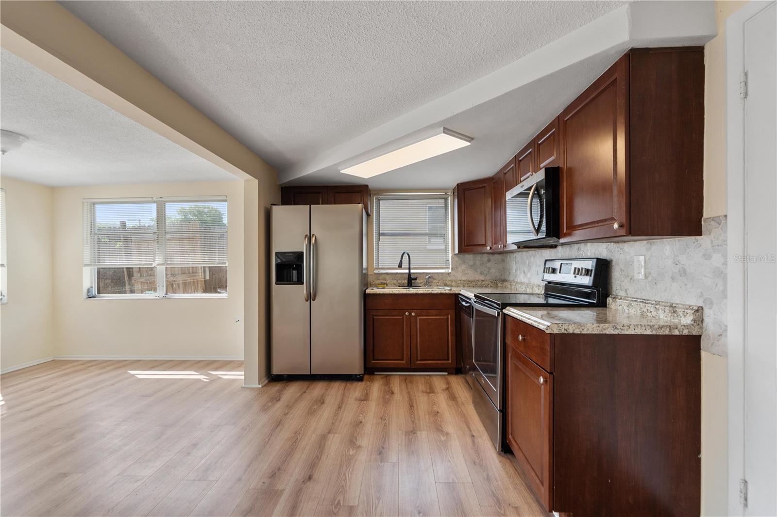 REGENCY PARK - Residential