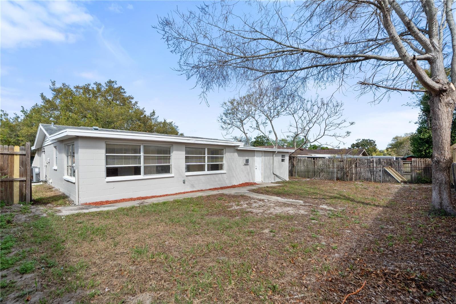 REGENCY PARK - Residential