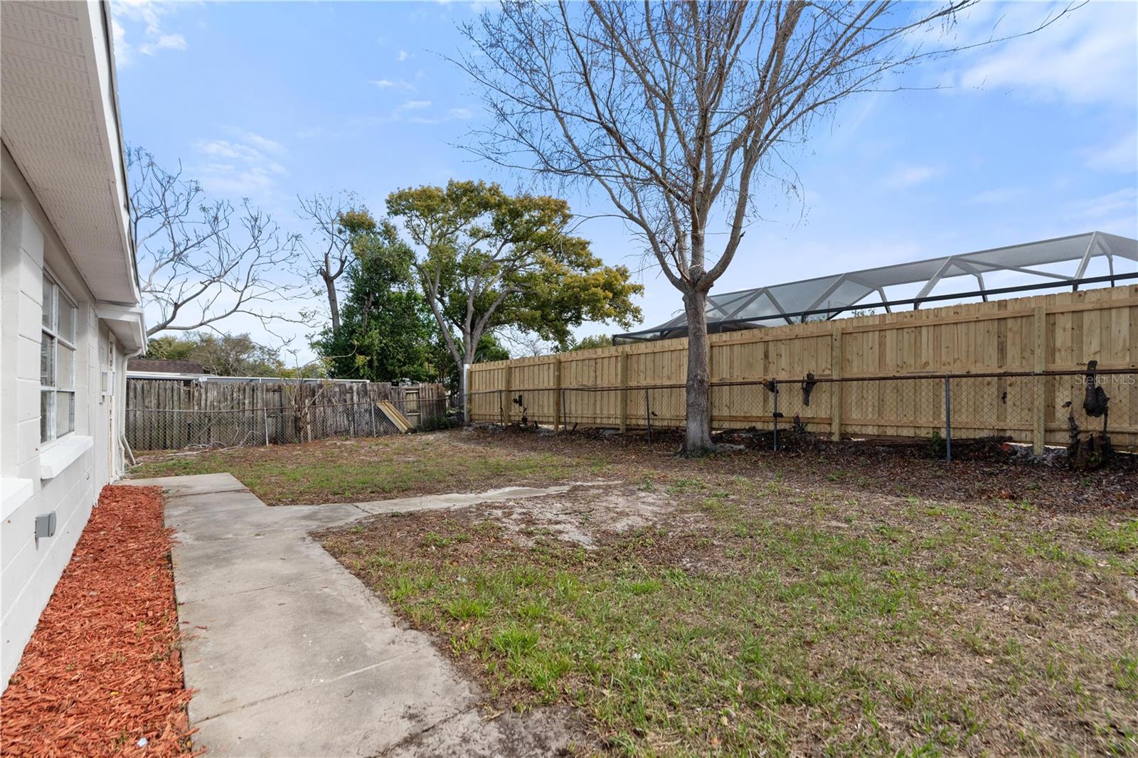 REGENCY PARK - Residential