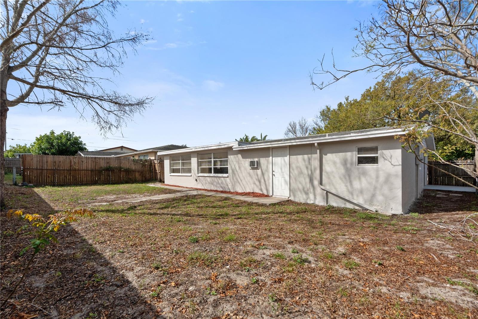 REGENCY PARK - Residential