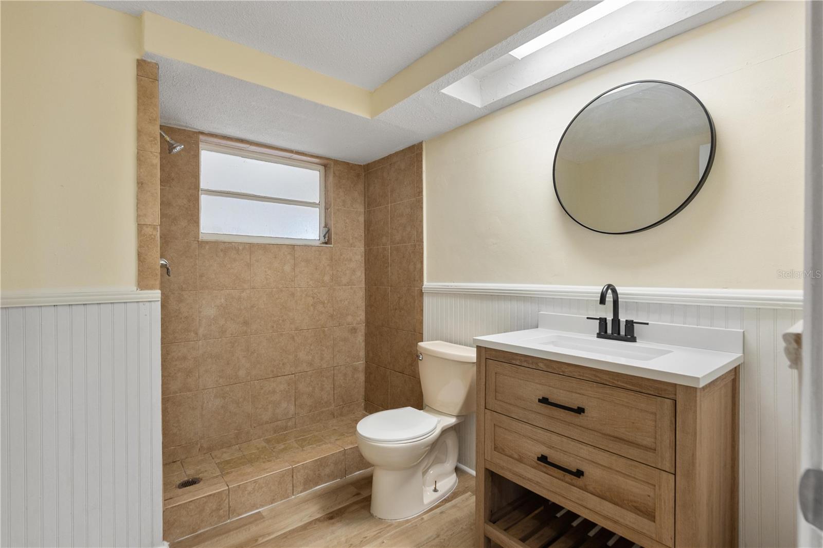 REGENCY PARK - Residential