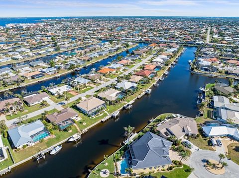 A home in PUNTA GORDA