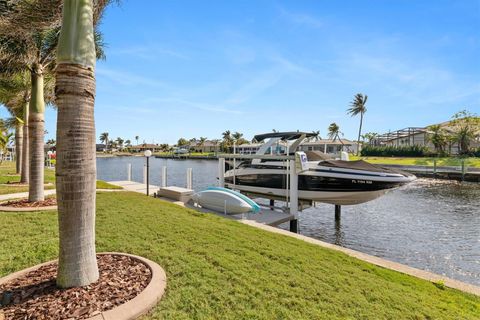 A home in PUNTA GORDA