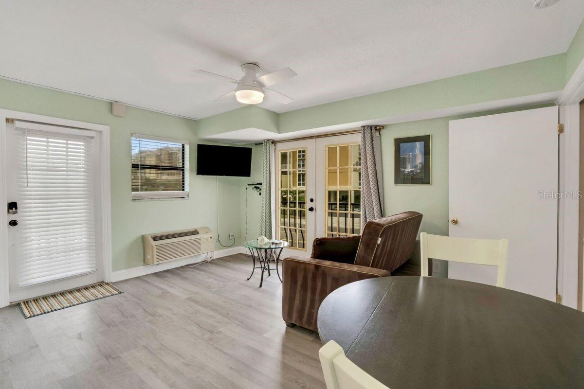 16333 GULF BOULEVARD 215