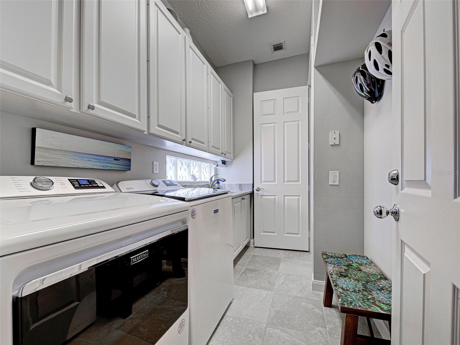 ISLANDWALK AT WEST VILLAGES PH 02 - Residential