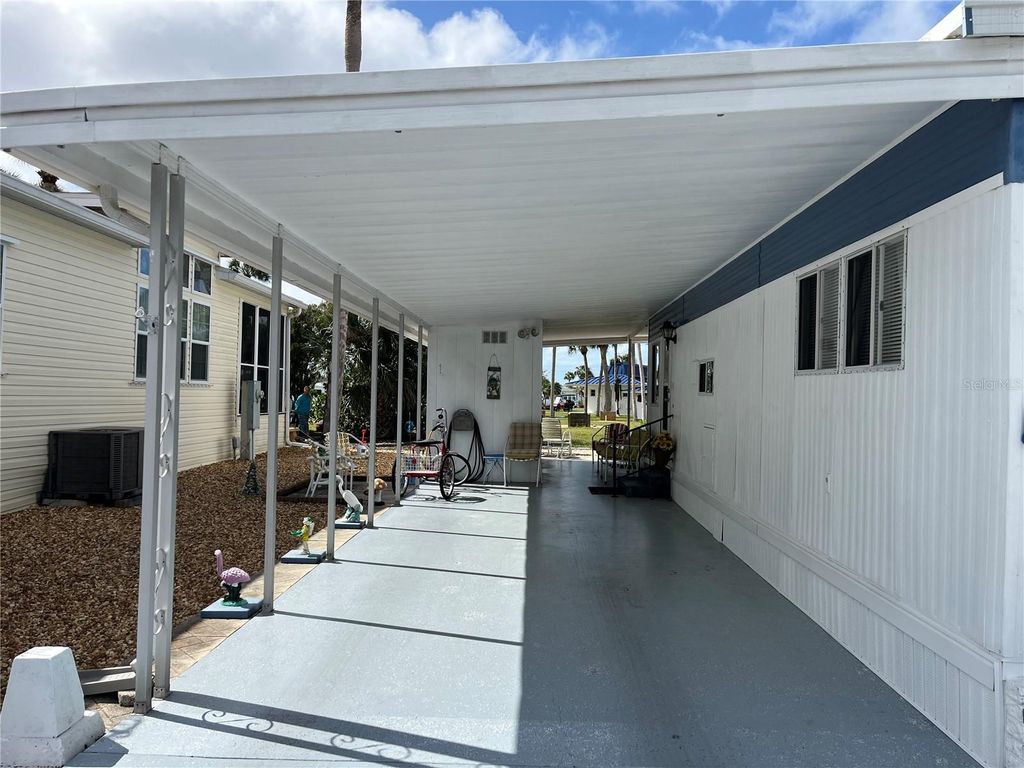 Photo of 206 Roma Road, Venice, FL 34285 (MLS # N6143787)