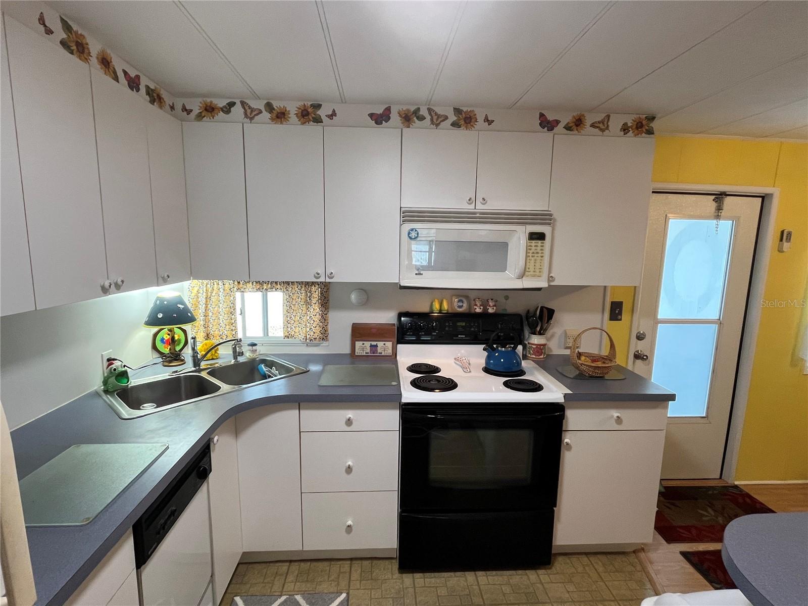 VENICE ISLE - Residential