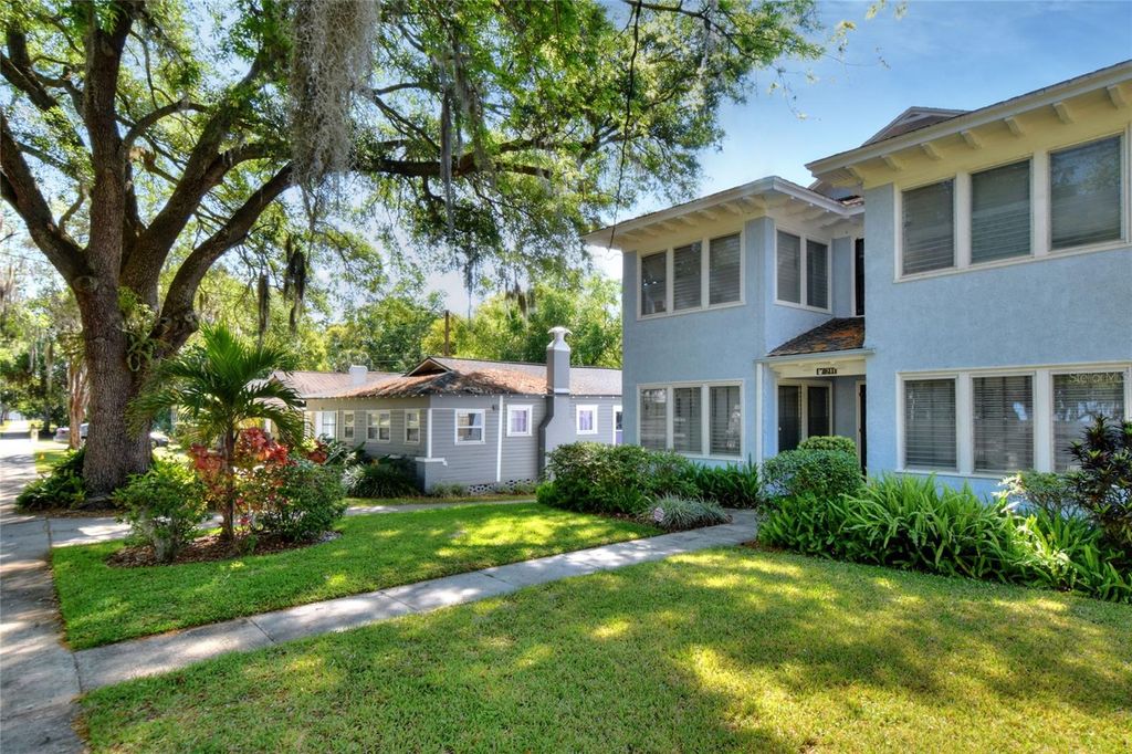 Photo of 211 E Park Street, Lakeland, FL 33803 (MLS # L4963370)