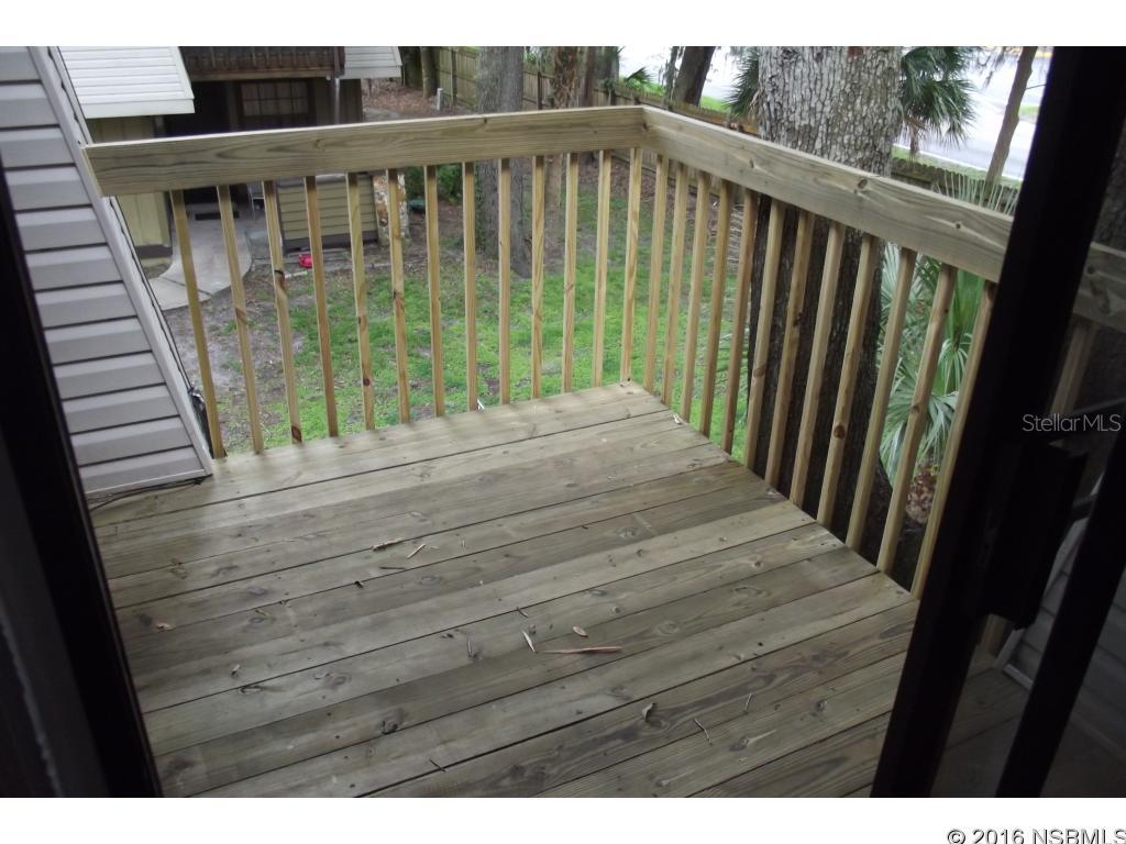 South Oak Twnhses - Residential