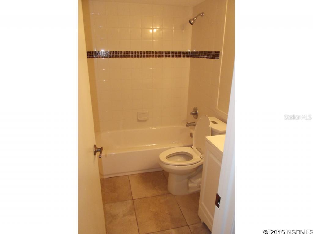 South Oak Twnhses - Residential