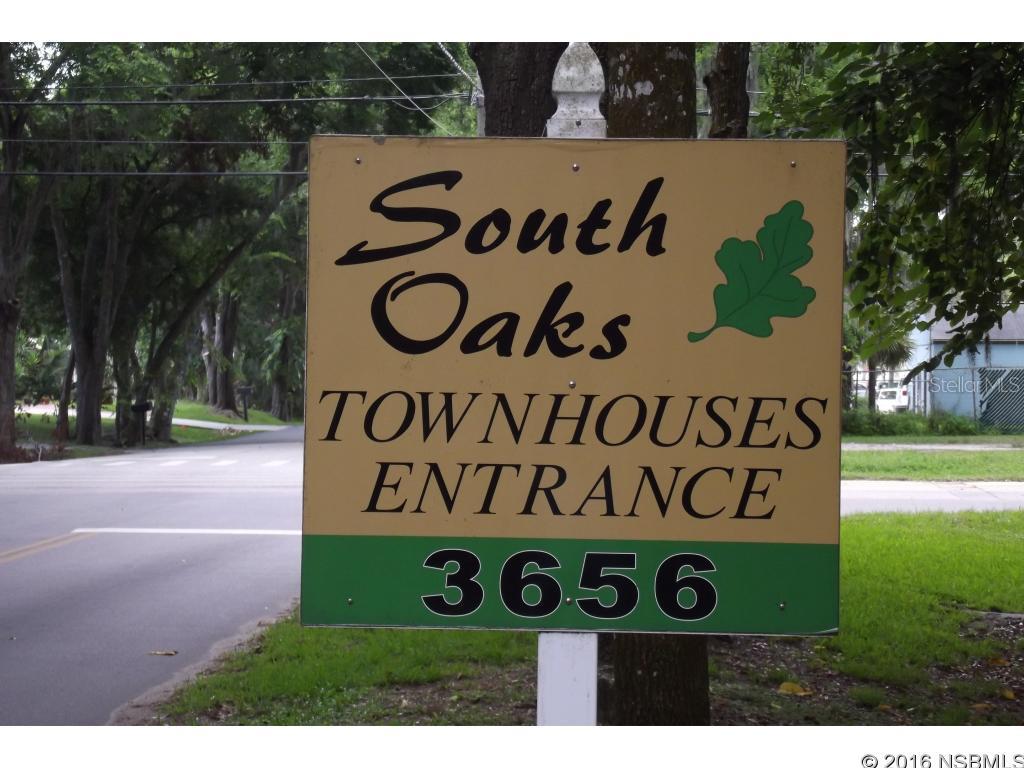 South Oak Twnhses - Residential