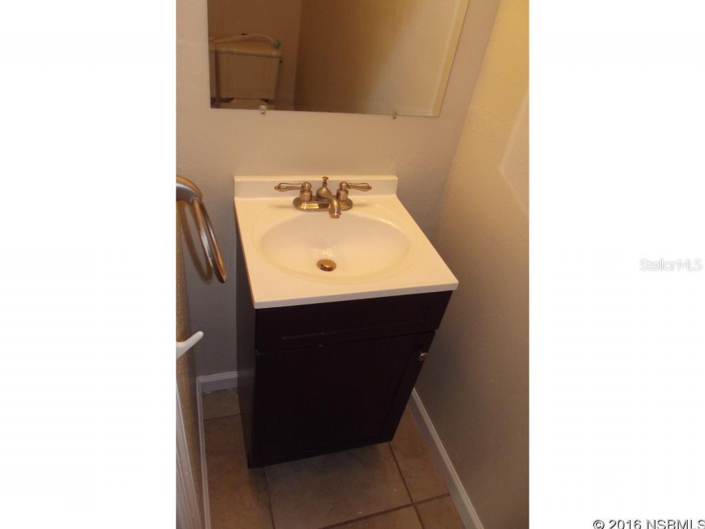 South Oak Twnhses - Residential