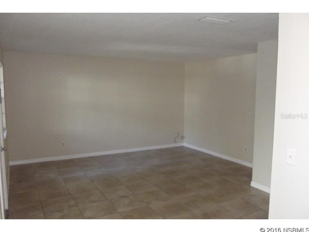 South Oak Twnhses - Residential