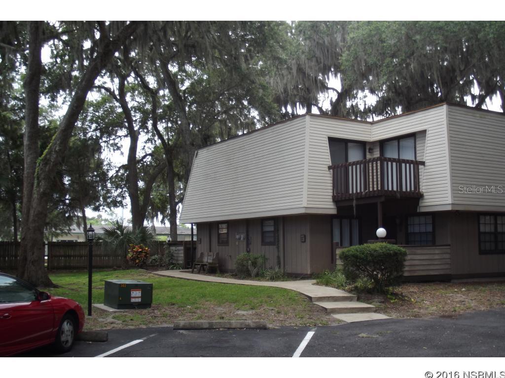 South Oak Twnhses - Residential