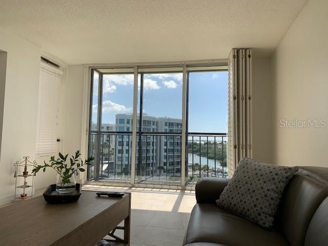 100 OAKMONT LANE 801