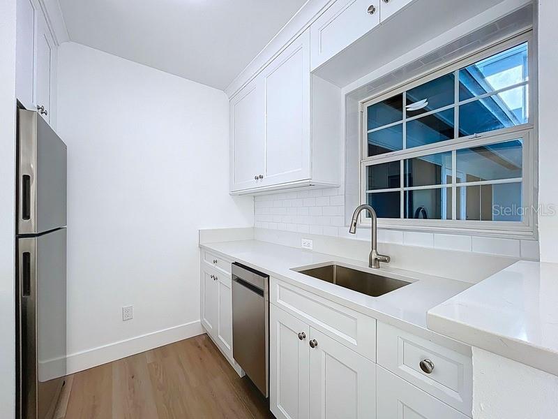 KEL - BREN CONDO - Residential